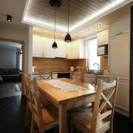 Wynajme 22 M W Apartamencie 15 Min Od Metro Mlociny Homestay